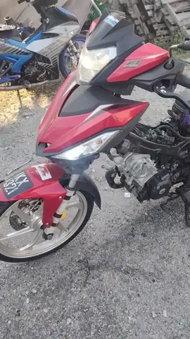 Xda lgi pnyakit keturunan rs..cam makan head makan  tps problem. Sebab head blok twincam tb rs. Kita dah campak dalam sungai🤣 #rs150malaysia_official 