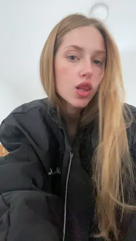😡