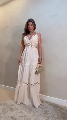 Dê uma olhada em Vestido Longo Feminina Com Bojo Liso Moda Verão 3RD #acheinashoppe #vestidolongos #femininacomBojo #modaverão 