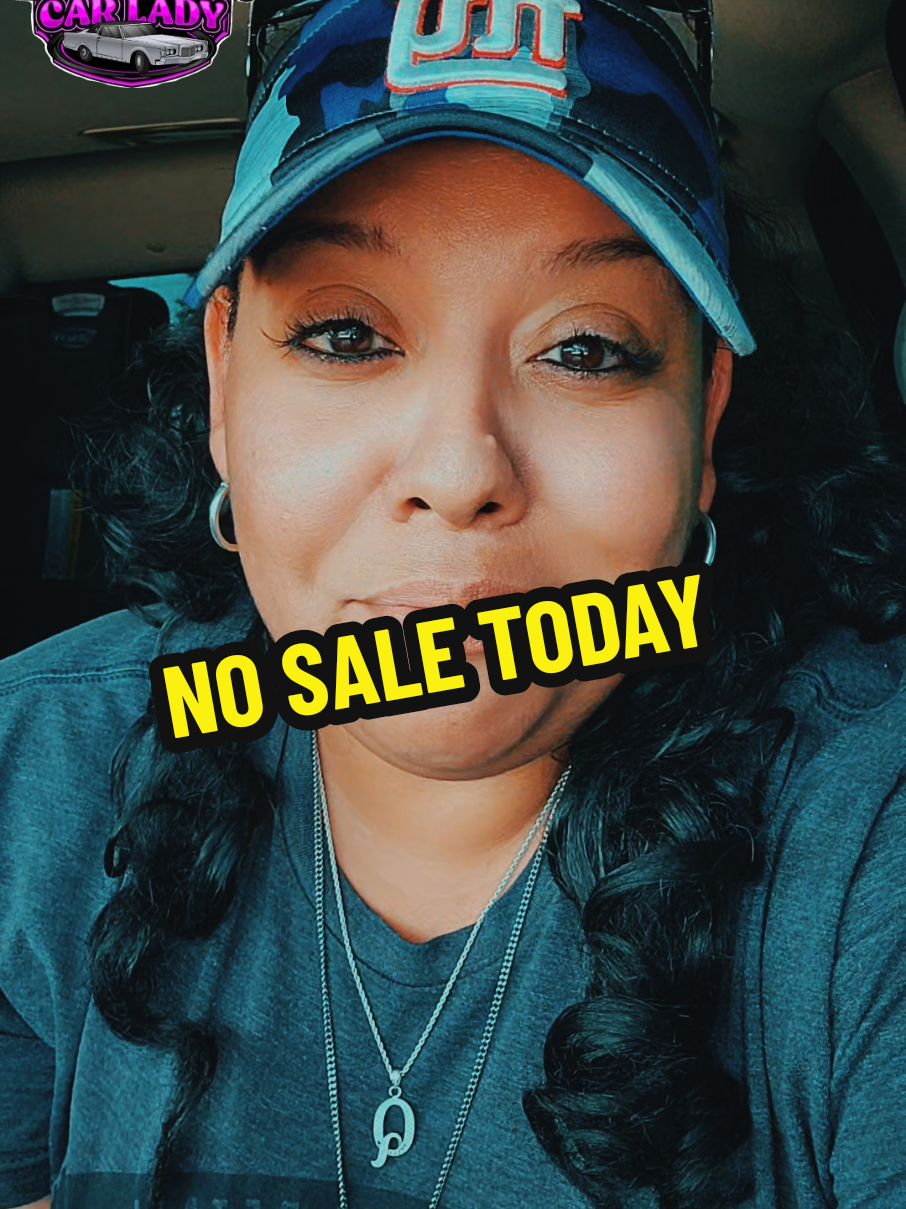 🤷🏽‍♀️ #isaidwhatisaid #sellingcars #flippingcars #stealership #cartok #bhph #buyherepayhere #customersbelike #buyingacar #people 