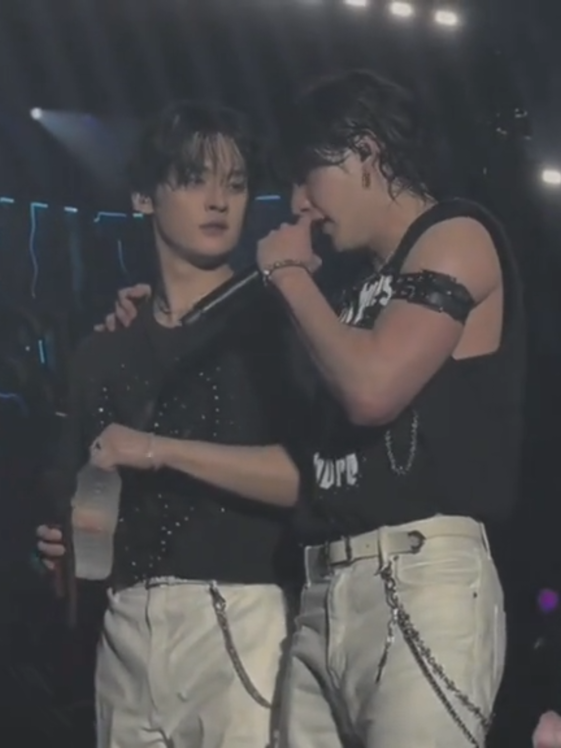 tutmadı tekrar atıyrm ve kucuk br duzenleme yaptm,,,, tutacak tm? #minchan #banginho #chanho #bangho 