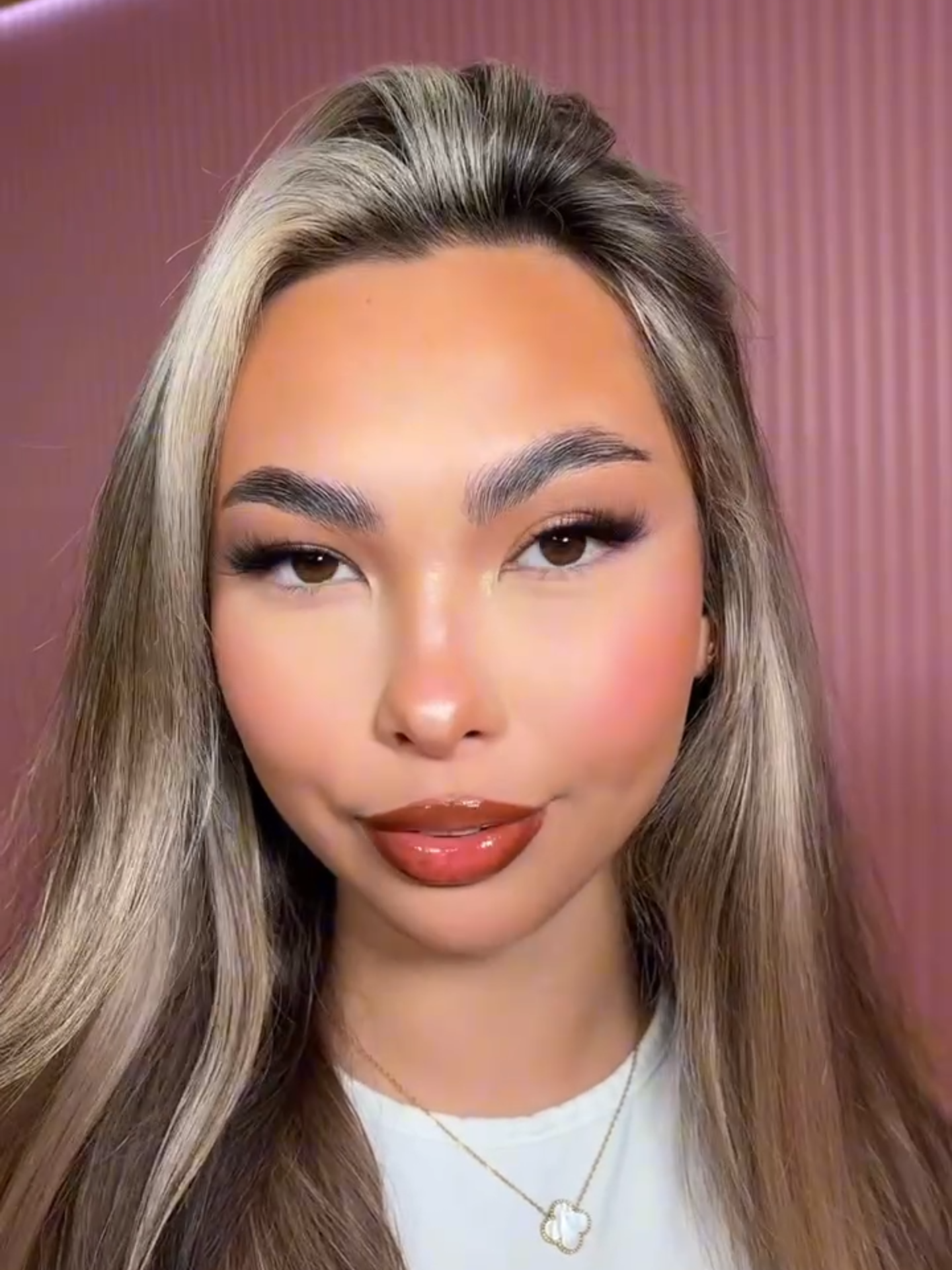 A full face of slay… for just £50? You better believe it 😮‍💨💄 Serving flawless glam on a budget because luxury shouldn’t break the bank 💸✨ Brows? ✔️ Eyes, lips, glow? ✔️✔️✔️ The full look, the full beat, for just £50. Affordable never looked so expensive 😍 #plouisemakeup #plouise #plouise_makeup_academy #sale #live