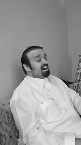 تكفون ياللي تشوفونه ابي شوفه كيف العمل لا مشاهدته ولا سمعه خلوني احب خشمه والمس كفوفه لو كان أشوفه من الجمعه الى الجمعه #بندر_بن_عوير  #بندر_عوير  #اكسبلور  #اكسبلورexplore  @بندر بن عوير | Bandar oweer 