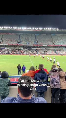 I wanted to make this video and wanted to film for like 15 seconds of the whole stadium but forgot so I only have like 3 second clips now #charliecox 