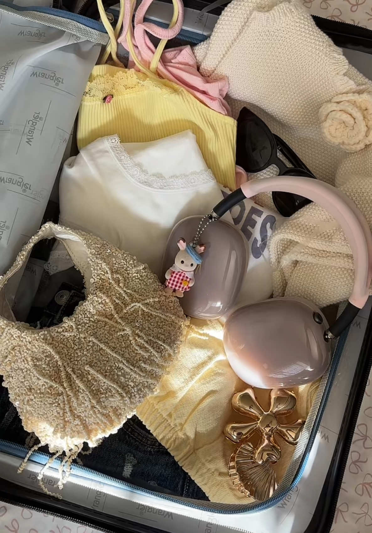 queen of overpacking ✨🌵🎀 🌞#girlydiaries #girldiaries #videodiary #arizona #phoenixaz #luggage #aestheticluggage 