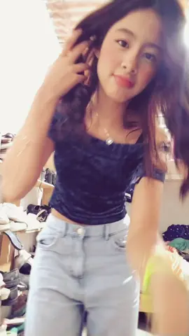 Otro video más de ale #foryou #viraltiktok #humor #paratii #fyp #sisterhong #emojipop 