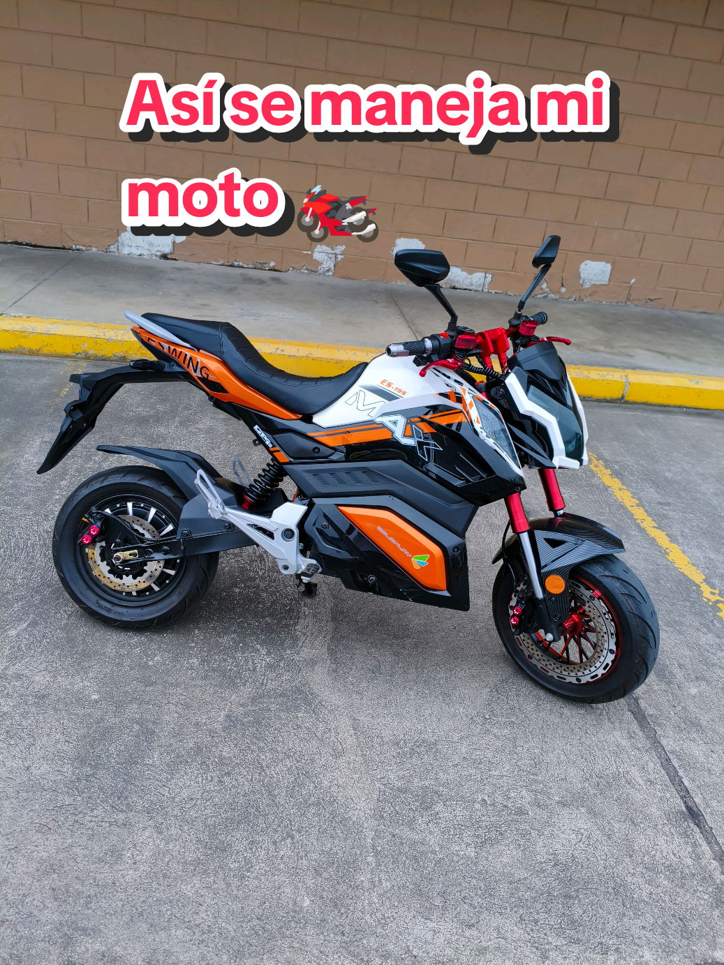Así se maneja mi moto eléctrica 🏍️ #like #comenta #comparte #sigueme #fyp #Viral #moto 
