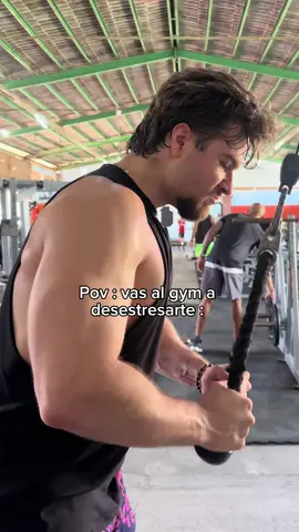 Estrés al fallo 😂 #fypシ #gym #GymTok #drcocos #BienPincheRico 