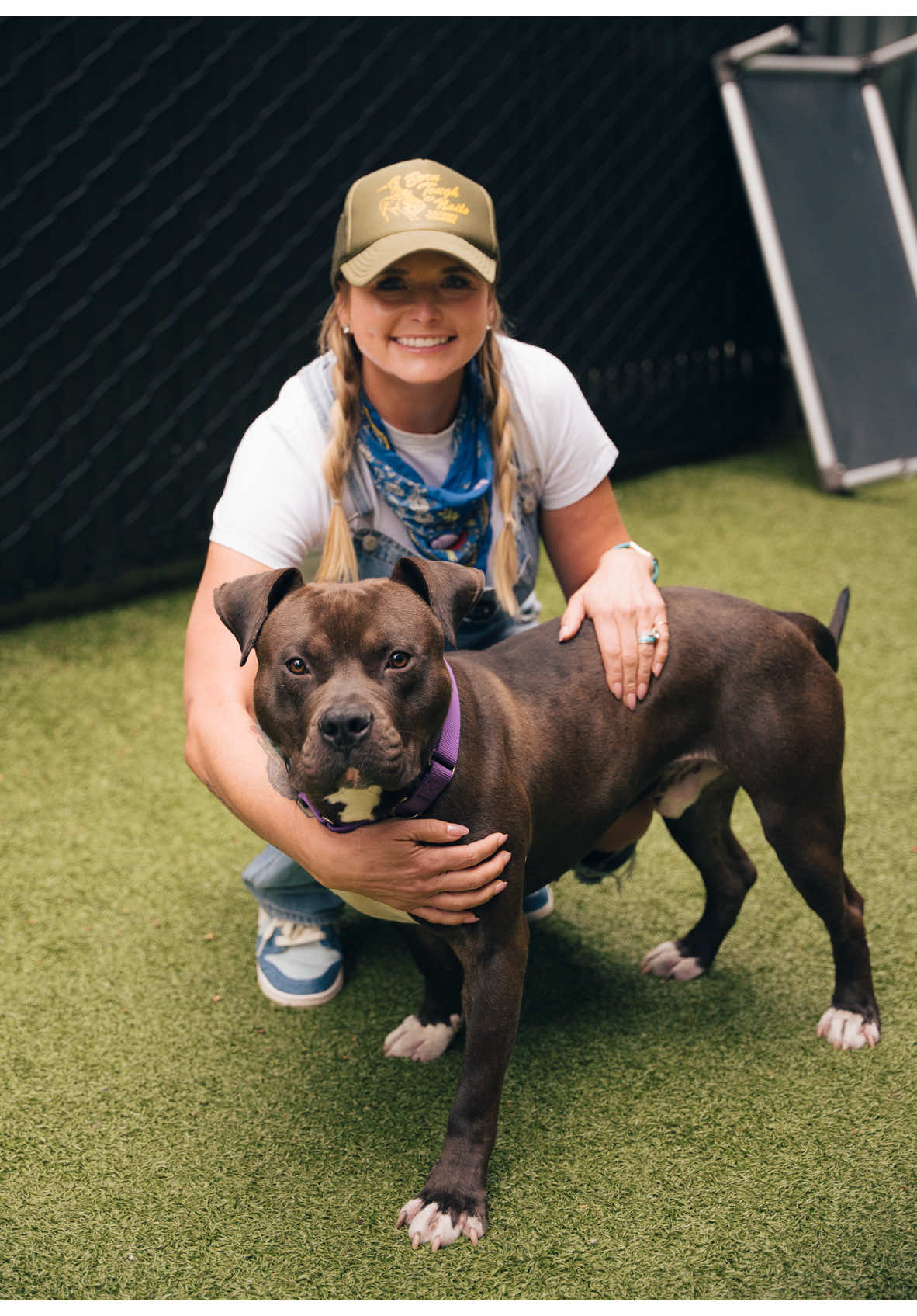Visit your local animal shelter to have the best day ever. Thank you @seattlehumane for havin us! #rescuedog #animalshelter #dogshelter #mirandalambert #dogmom #adoptdontshop 