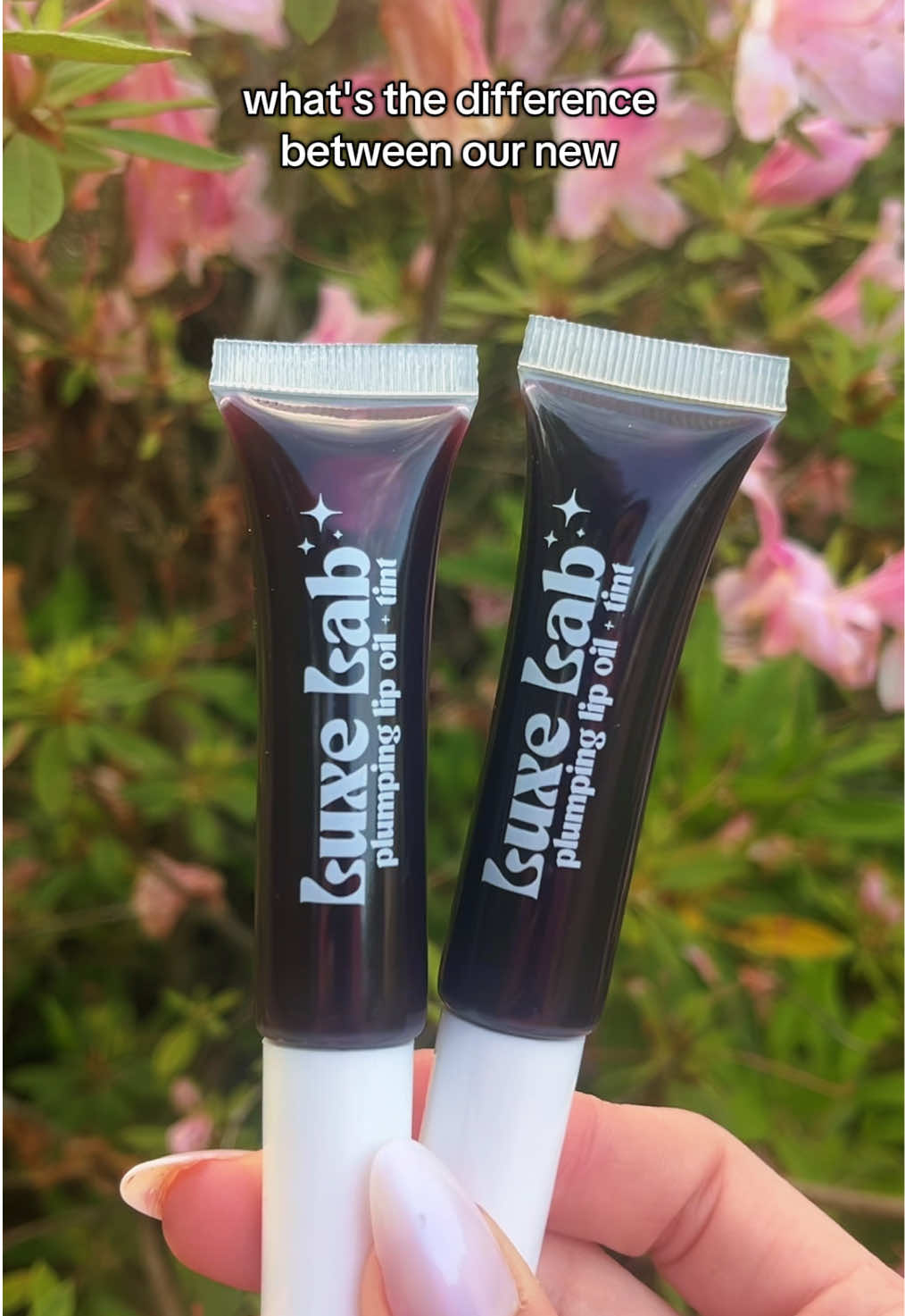 Blackberry Glaze and Black Cherry are my FAVS. Perfect for more color and a plump look ✨  #lipgloss #plumpinglipoil #plumpinglipgloss #lipplumpingoil #blackcherrylipoil #blackberrylipoil #blackcherrylips #blackberrylip 