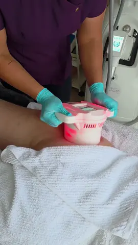 #NoutateSalon #BeautySalonLondra #TikTokBeauty #BeforeAndAfter #CavitationTreatment #RadioFrequency #BodyContouring #TratamenteCorporală 