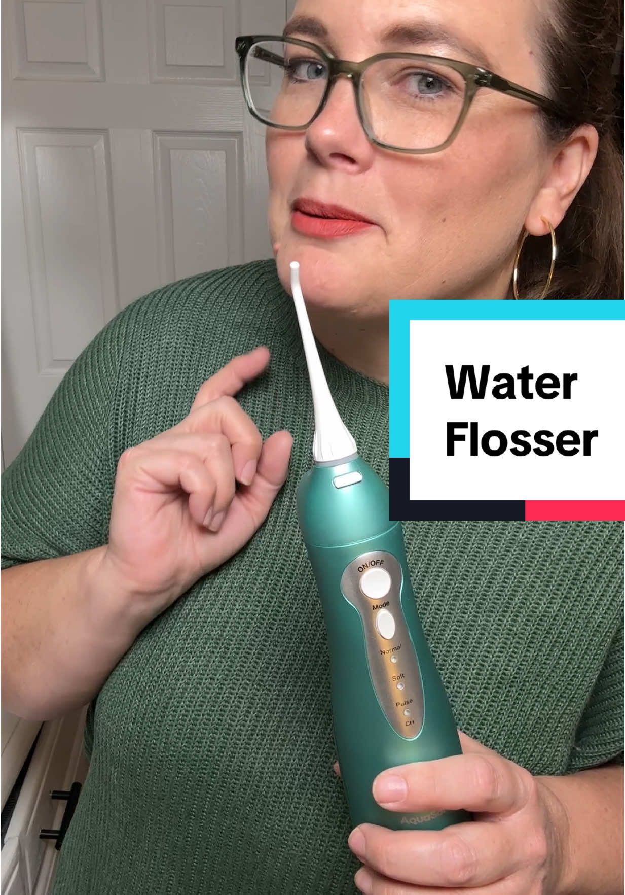 My teeth are going to feel so clean thanks to this water flosser and look how cute it is! I love the color.  #floss #oralhygiene #teeth #tiktokmademebuylt 