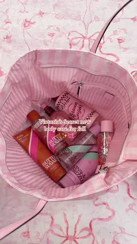 Obsessed with the new vs pink body care for fall 😍 🍂 ✨🎀 @Victoria’s Secret  #vspink#pinknation#victoriassecret#victoriassecrethaul#victoriassecretpink#pinkaesthetic#pinktok#fypシ 