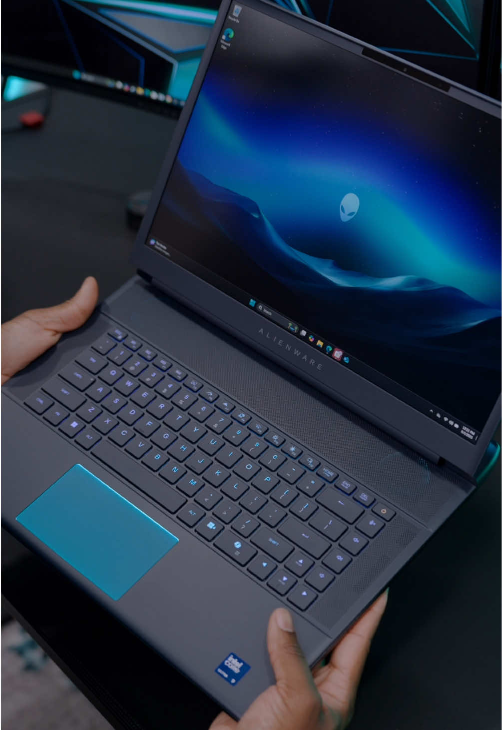 Alienware 16 Area-51 Gaming Laptop  It’s in my monthly faves right now, but this was my first look! 🛸 #alienware #gaminglaptop 
