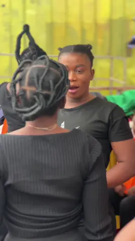 Jayone school of Fadhion Street Fashion show #creatorsearchinsights #fashi #fashion #fashiontiktok #fashionhacks #streetphotography #StreetFashion @Jay-one school of fashion 