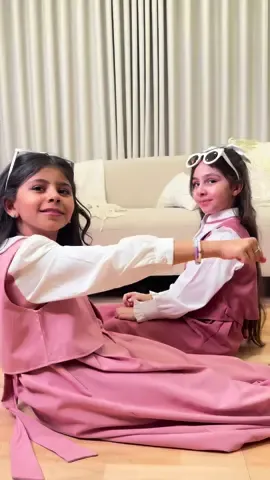 لعيونكم الترند على طريقتي أنا وخالة ثواني 😂 @sima_azoz_  @Newmax |  نيوماكس جدة  #ترف_العبيدي #tiktok #explore #viralvideo 