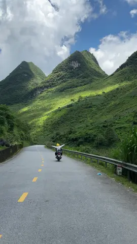 Cảm giác hòa mình vào thiên nhiên 😍#xuhuong #viral #tiktok #hagiangloop #mapileng 
