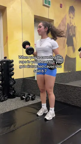 Can’t help it #GymTok #relatable #foru 