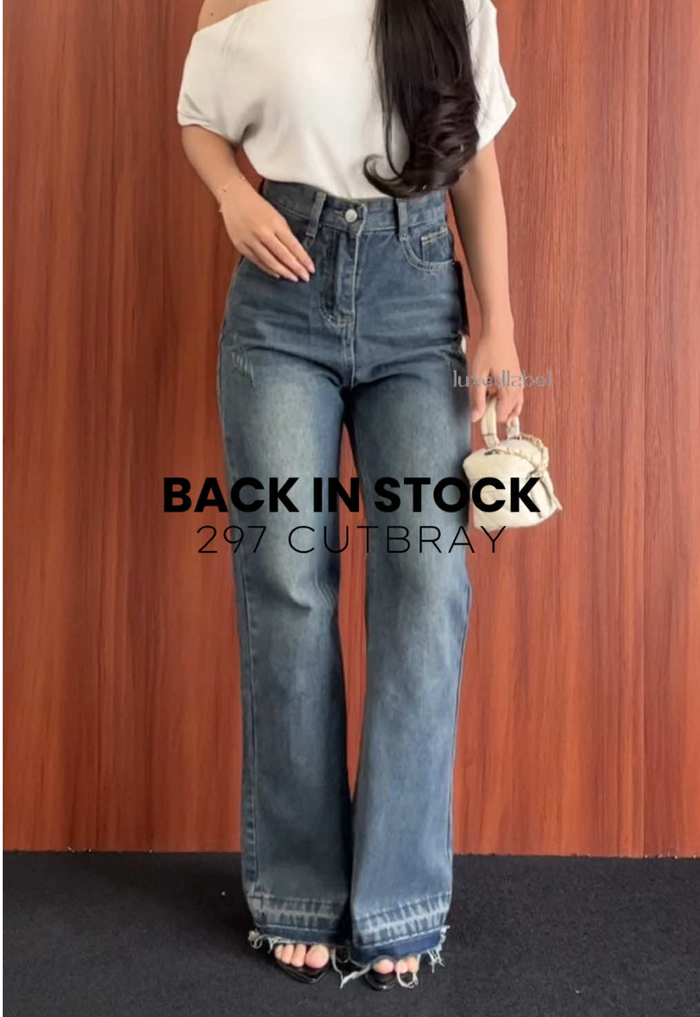 Join live sekarang juga guys🙌🏻@luxe.dlabeljeans #fyp #fypシ #luxedlabeljeans #luxedlabel #jeanshighwaist #jeanswanita #belilokal  