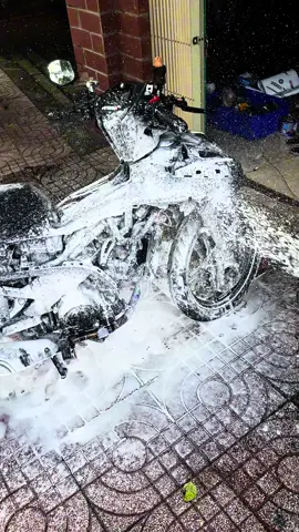 Ae vừa muốn đơn giản , vừa muốn lộng lẫy thì đây là một màu mà ae không thể bỏ qua , sơn xe ghé mình nha ae 🥰 #titok #ex155 #ex155_độ_kiểng #y16zrmalaysia #xuhuongtiktok 