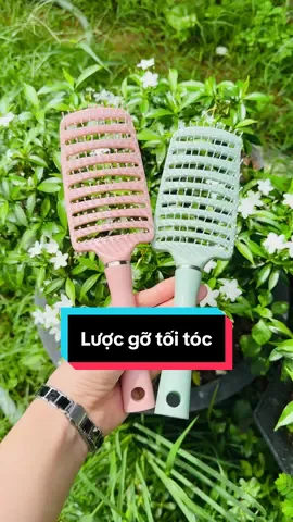 Lược gỡ rối tóc. Chân ái cho mấy bà tóc rối, dễ gãy rụng đây rồi.  #kimchung1009 #luocgoroi #luocgoroitoc #luocbannguyet #videoviral #xuhuong 