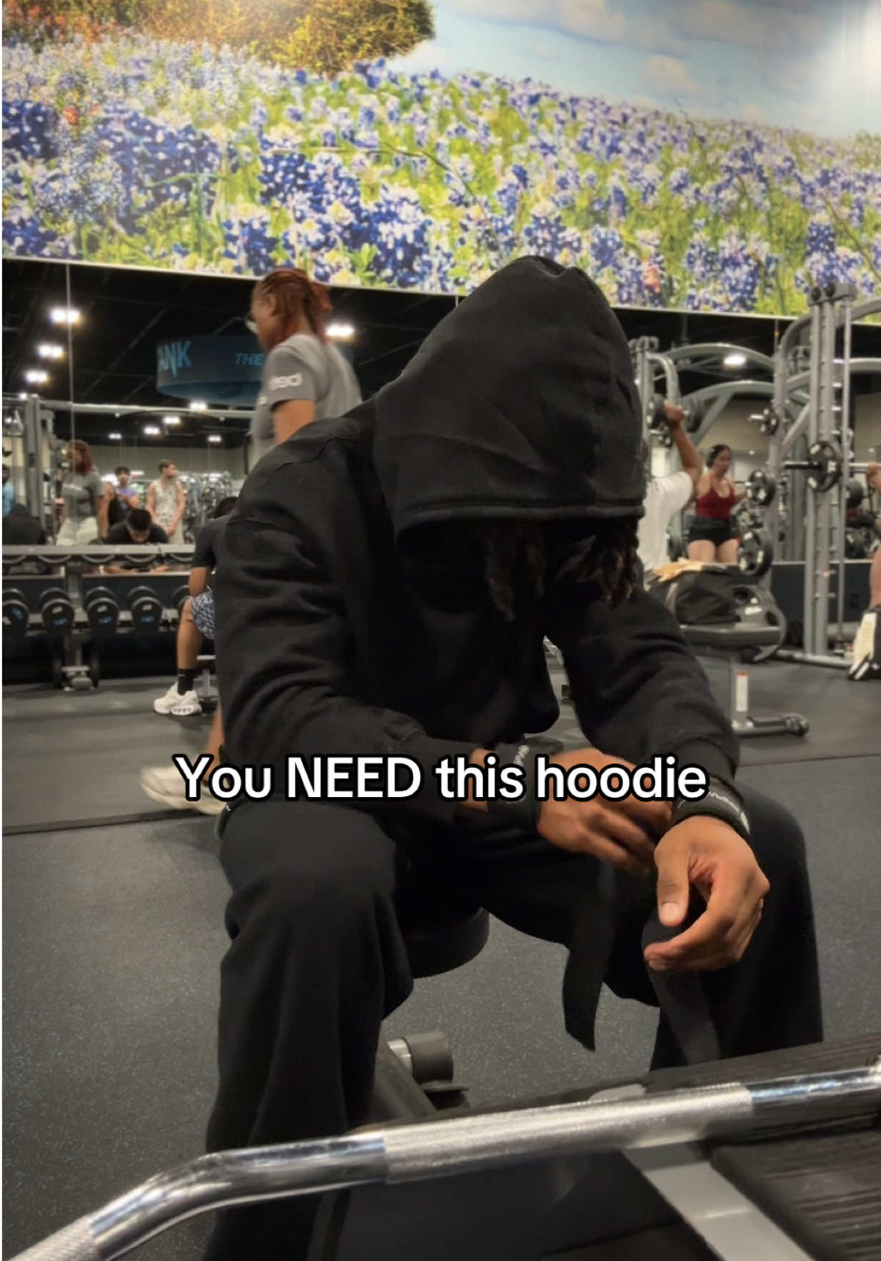 Hoodie have me feeling like bruce wayne ngl, i’m 6’0 180 wearing size L. #oversizedhoodie #mysterious #baggy #hoodie #musthave #gym 