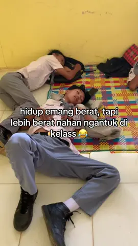 #fyp#lewatberandafyp#katakata#tidurdikelas 