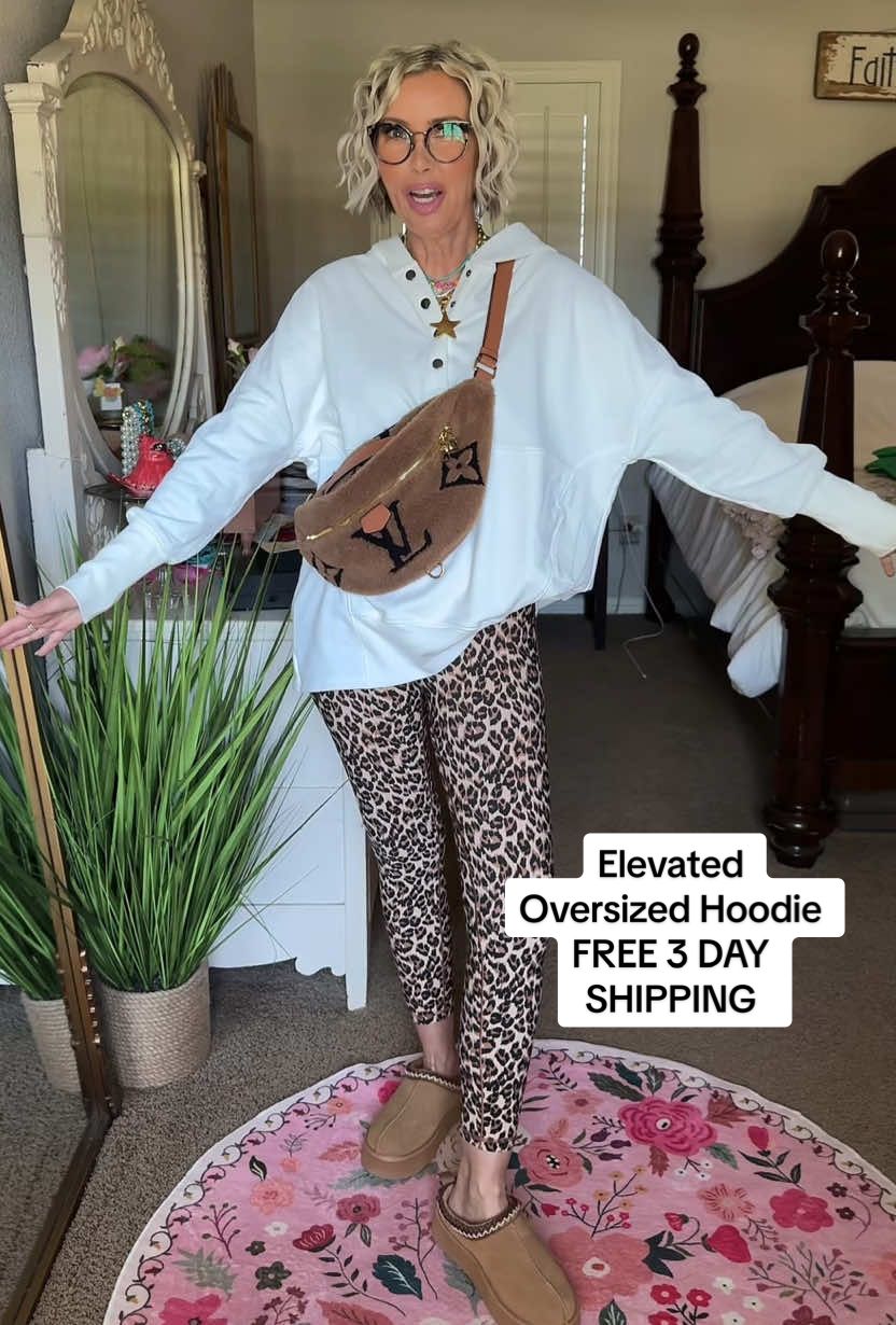 Elevated Oversized Hoodie - FREE 3 DAY SHIPPING - 21 colors to choose from #oversizedhoodie #hoodie #hoodies #hoodieszn #fallfashion #womensfashion #outfitinspo #outfitideas #falloutfits #affordablefashion #onsale #freeshipping #cuteoutfits @Evaless_official 