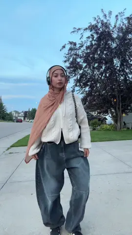 Fit check! @Lewkin  Use my code SABIKANAQVII for 50% off!  #modestfashion #fitcheck #lewkin #lewkinmodest #modesty #modest #outfitinspo #modestoutfitinspo #OOTD #hijabi 