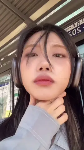 ☘️🫧🤍✨ #희영 #heeyoung #희로링 #heeroling #selfie 