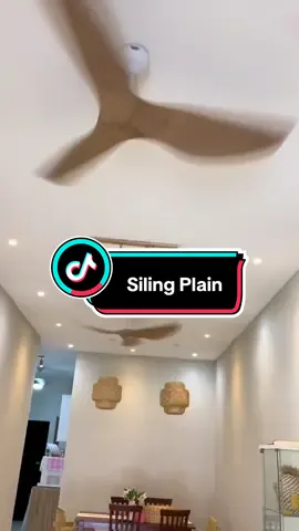 Upgrade siling lama kpd siling kapur combinasi eyeball light, kipas corak kayu dan lampu trak bercorak kayu .. #ceiling #ceilingideas #ceillingdesign #designviral #siling #silingkapur #mhbina #orgkita #fypシ #ceilingtrend #ceilinglight #eyeball #light #fan #eyeballlight #eyeballdesign @Kak Eila🇵🇸🇲🇾🥷🏻 @rania 