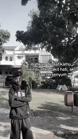 #fyp #foryou #masukberandafyp #fotolive #rapitt 