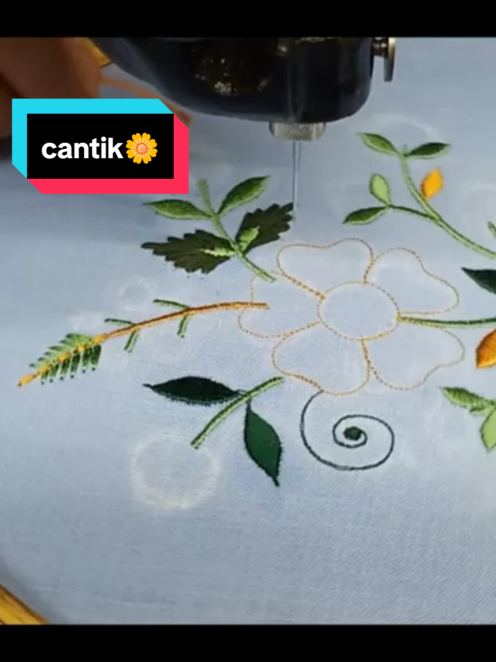 proses bordir manual pake tali woll🌼🌼 #jahit #sewingtiktok #embroidery #menjahit #bordir #sewing #foryou #4upageシ #masukberandafyp #pyf #pyfツ #pyfツviral_❤ 