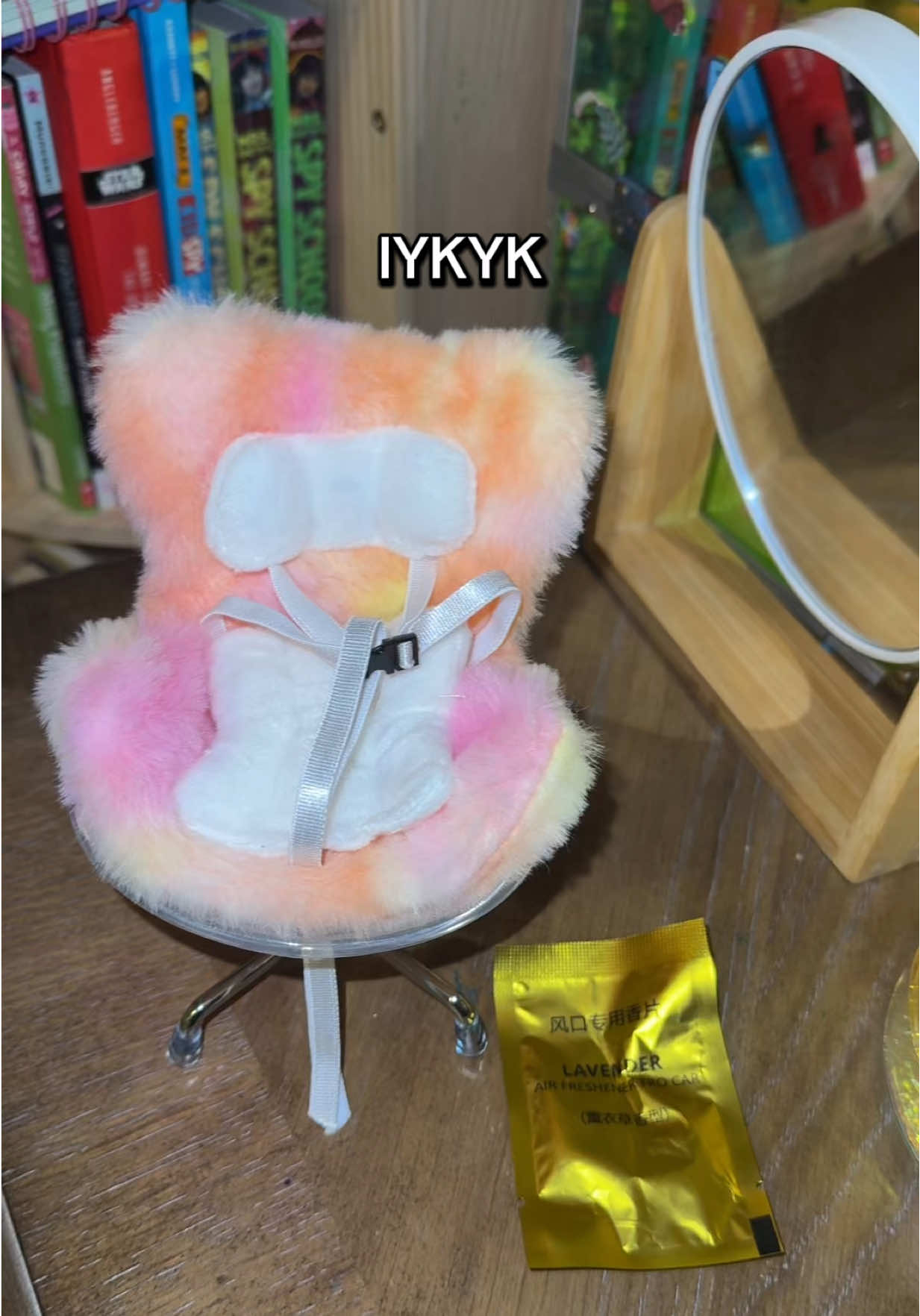 This is perfect! #tiktokshopfinds #minichair #carairfreshener #ttshop #tiktokmademebuyit 