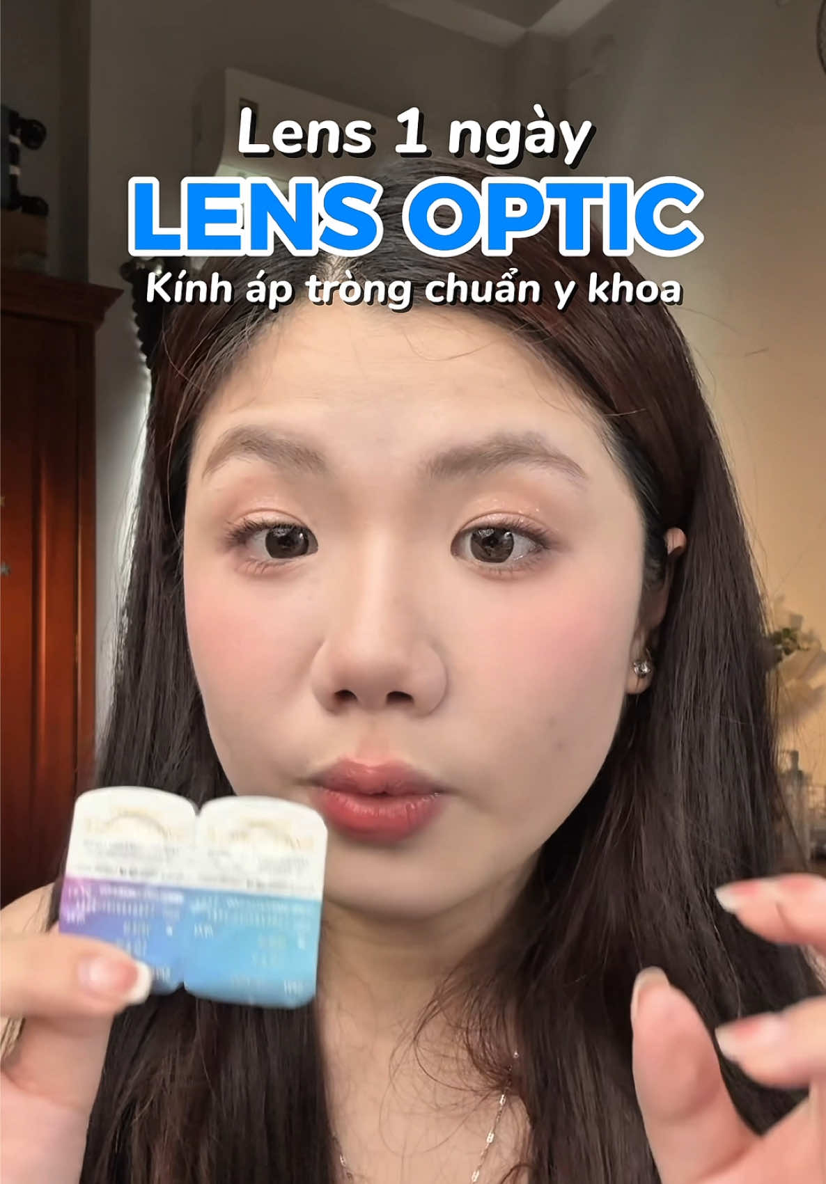 Kính áp tròng 1 ngày của Lens Optic Màu trong video là Choco nhenn  #lensoptic #kinhaptrong #lens1ngay  #lens #review #makeup #goclamdep 