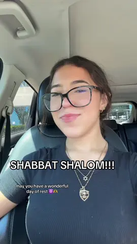 comment your fav shabbas dinner! i hope everyone has the best relaxing shabbas! #jewish #jewishtiktok #antisemitismneedstostop #jewishthings #jewishgirl #shabbat #shabbatshalom #shabbatdinner #shabbatcandles #stopantisemitism #jewtok 
