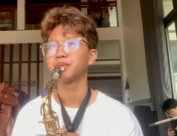 ai nghe xong bài này cũng hoá thất tình🥹 #hoanokhongmau #saxophone #vỉal #xuhuong 