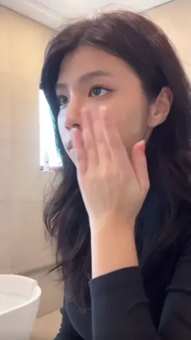 My skin but better! What do you think of this look? 😍🤎  #skintint #youskintint #foundation #fyp @YOU Beauty Malaysia 