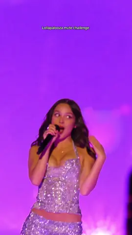 Don’t mind the shaking #oliviarodrigo #livies #lollapalooza #lolla #fyp #trending #foryoupage 