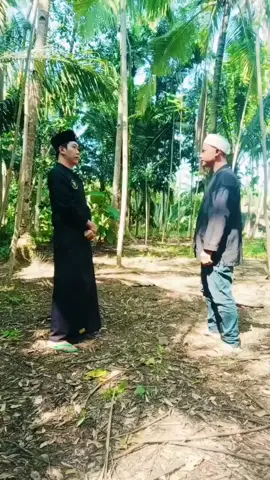 Dengan Segala Kekurangan, Saya Berusaha Menginspirasi anak anak Bangsa Untuk Mau Belajar Pencak Silat, Semoga Bermanfaat  Salam Budaya Pencak Silat  #viral #video #fyp #fypシ゚viral #pencaksilat #indonesia #silatusikngadadak #jawabarat #budaya #selfdefence 