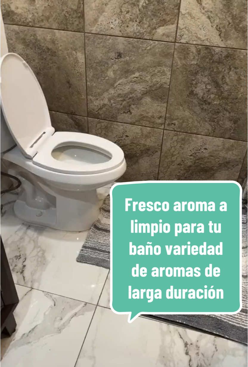 #toilet #bowl #cleaner #bottle aroma fresco limpio en cada descarga de tu baño #limpio sin gérmenes 🦠 variedad de #aromasde larga duración #ramosliving 