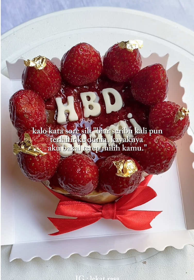 aku sama kayak sore sih. seribu kali pun aku ga akan bosen makan cheesecake dari lekatrasa ini✨ - 📍Kudus, Jawa Tengah for orders check our bio or WA 0822-3137-6752 - #cheesecake #cheesecakekudus #jajankudus #kudus #brownieskudus #browniespanggang #cheesecakenutella #birthdaycake #fyp #cakedecorating 