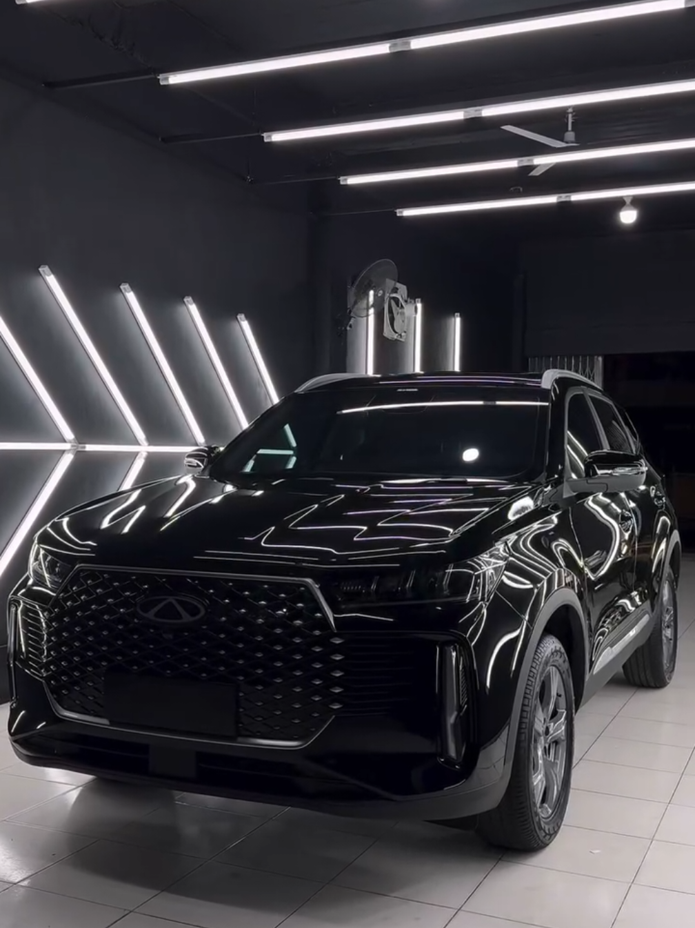 Inilah Chery Tiggo Cross yang lagi VIRAL !! Desain sporty, fitur modern, performa tangguh, Technologi yang selalu terupdate, Safety yang sudah teruji 👌 #CheryTiggoCross #SUVStylish #PromoMobil #TampilBerani #TiggoCross 