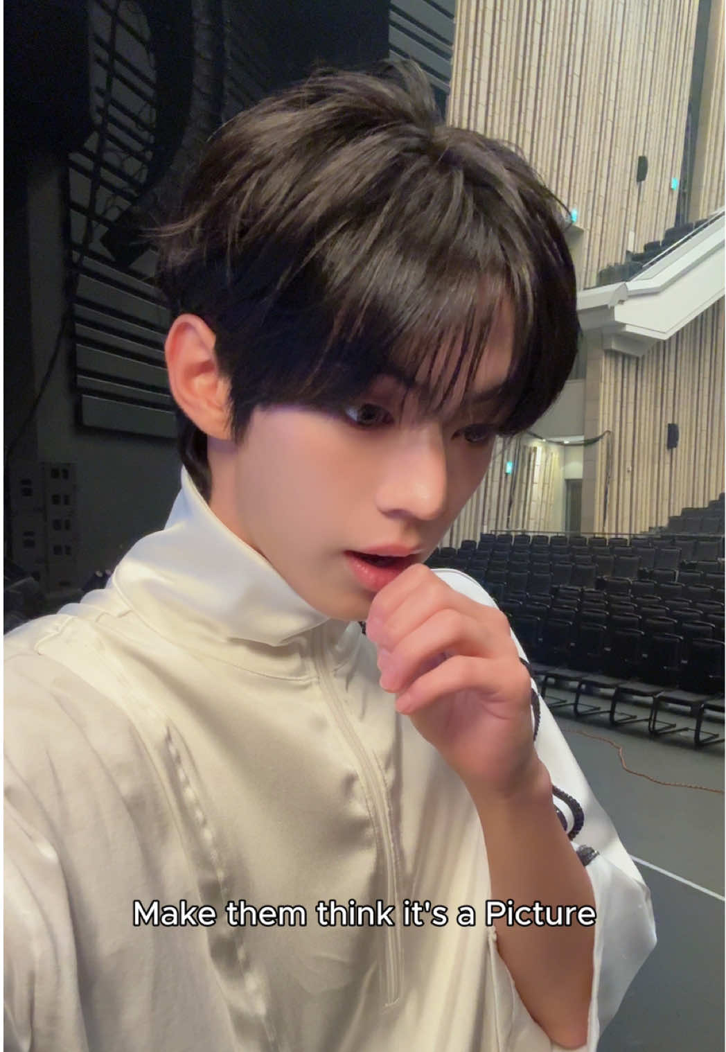 is this a photo? 👀 #DOHOON #도훈 #TWS #투어스 #247WithUs