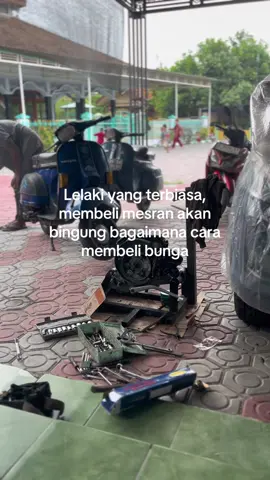 Auh😭#vespa #fyp #vespaindonesia #vespaklasik #vespaclassic #vesparacing #vespabiru #fypvespa 