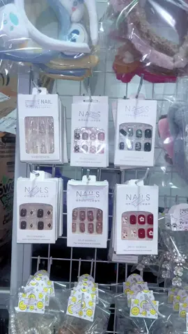 Paket usaha kuku palsu/nail art #kukupalsu #kukunailart #nailart #kukupalsumurah #aksesoriswanita 