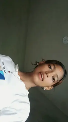 vana Kasama janney hoo..😊😅..ma timro mutu mah janney hoo..🤣😅👀. #fypシ゚ #goviraltiktok #goviral #foryou #newtrend #do_not_trust_anyone #mom dad love #everthing . . . . . . . . . . . . . . . . . . . . . .. . . . . .