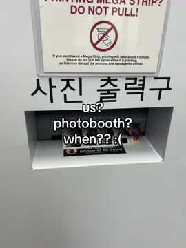 i wanna go photobooth so bad :( #photobooth #us #imissyou #friendship #fyp 