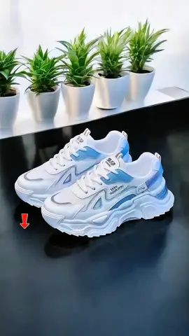 Sepatu sneakers wanita model ANILA dengan desain sporty dan sentuhan warna pastel biru. Ringan, empuk, dan cocok untuk aktivitas santai maupun olahraga. Gaya Korea yang trendi bikin penampilan makin stylish! --- 🔖 Hashtag Relevan: #SneakersWanita  #SepatuCewekKekinian  #KoreanStyleLook  #SepatuSporty  #OOTDWanita 