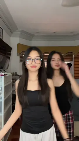 bloopersss lmao @iana @summer @mika 
